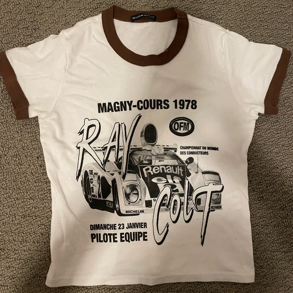 Brandy Melville graphic tee